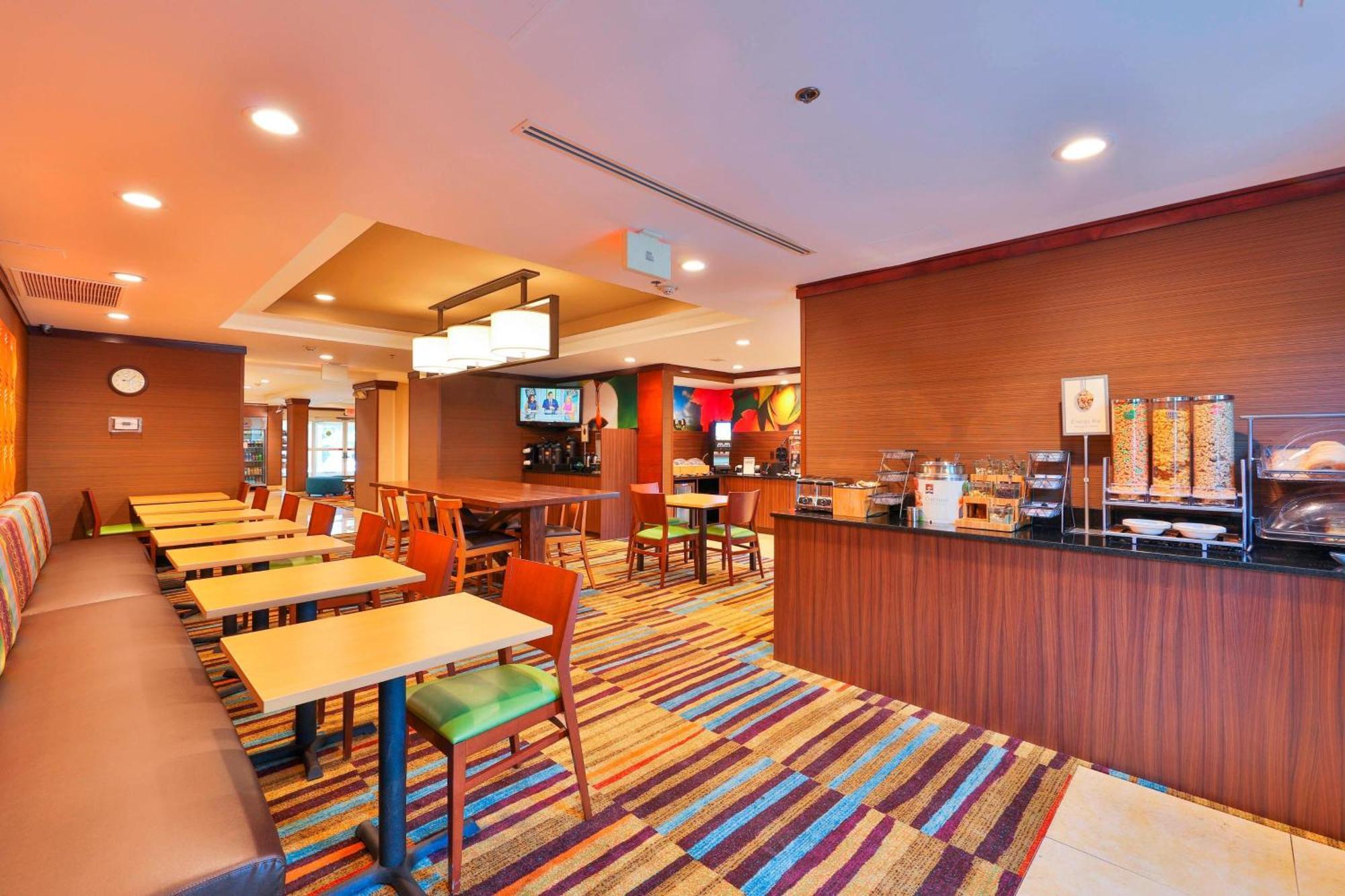 Fairfield Inn By Marriott Lexington Park Patuxent River Naval Air Station Exterior foto